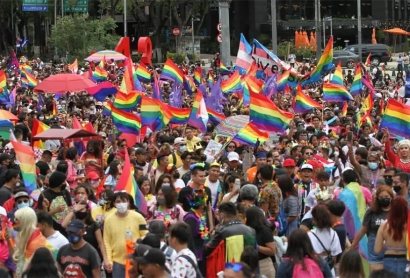 Los derechos de los mexicanos no deben estar sujetos a ning&uacute;n tipo de prejuicio, ni discriminaci&oacute;n", afirm&oacute; el presidente de la Comisi&oacute;n de Estudios Legislativos, Manuel A&ntilde;orve.