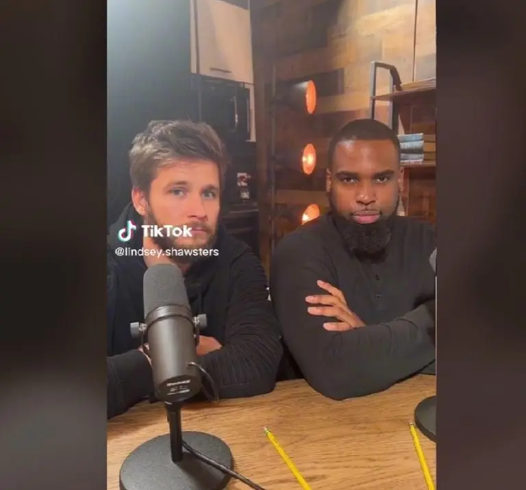 Manual de Ned regresará con un podcast (TikTok)