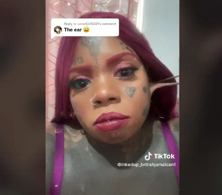 Mujer se tatúa los ojos (TikTok)