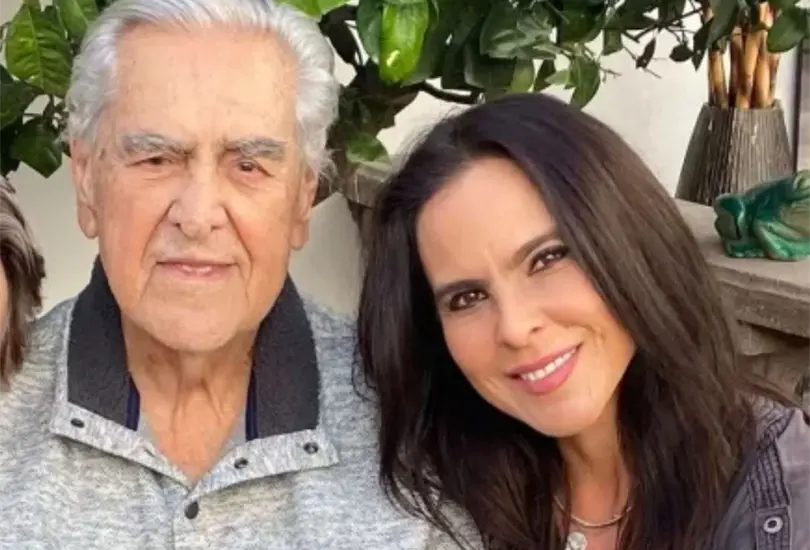 La actriz recibi&oacute; una declaraci&oacute;n de amor por parte de Ana Gabriel.