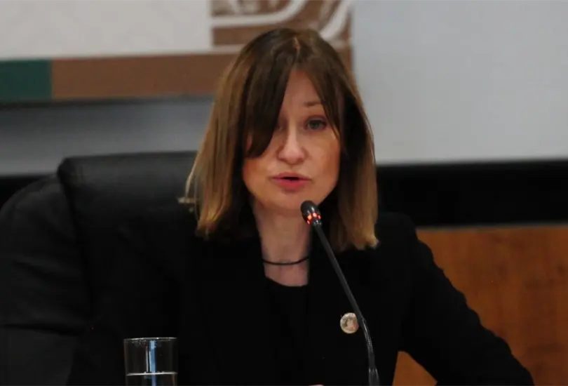 Oksana Dramar&eacute;tska sostuvo un encuentro con diputados en San L&aacute;zaro.