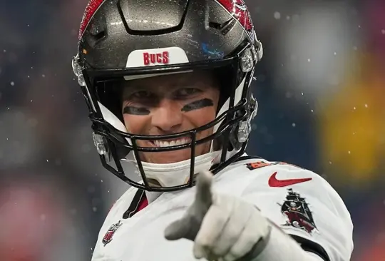 Brady dice que su lugar está en el campo y no en las gradas. Brady dice que su lugar está en el campo y no en las gradas.