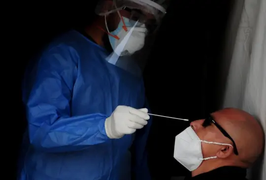 El Ministerio de Salud israelí anunció la detección de dos casos de COVID-19 con una variante desconocida. El Ministerio de Salud israelí anunció la detección de dos casos de COVID-19 con una variante desconocida.