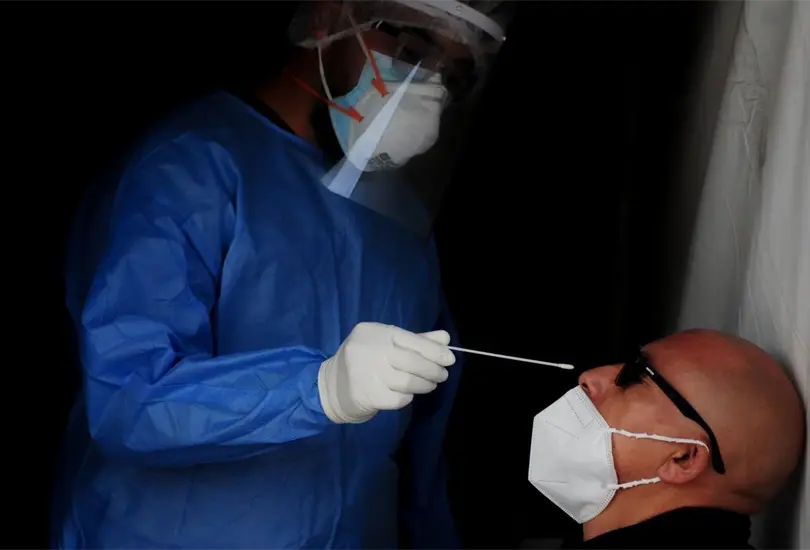 El Ministerio de Salud israelí anunció la detección de dos casos de COVID-19 con una variante desconocida. El Ministerio de Salud israelí anunció la detección de dos casos de COVID-19 con una variante desconocida.