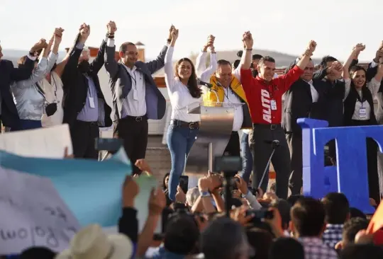 Tere Jiménez se registró este miércoles como candidata a la gubernatura de Aguascalientes. Tere Jiménez se registró este miércoles como candidata a la gubernatura de Aguascalientes.