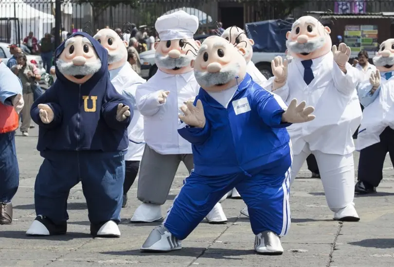 &iquest;Cu&aacute;l es el sueldo por ser una botarga del Doctor Simi?