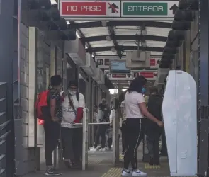 Ya puedes recargar tu tarjeta de transporte de la CDMX con tu celular y así lo puedes hacer