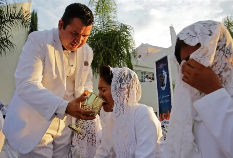 La iglesia La Luz del Mundo exigi&oacute; que su l&iacute;der se liberado ya que, afirman, las acusaciones en su contra son prefabricadas. 