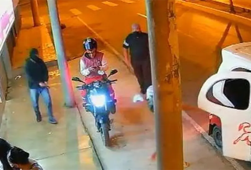Los hombres pretend&iacute;an asaltar a un repartidor de comida. 