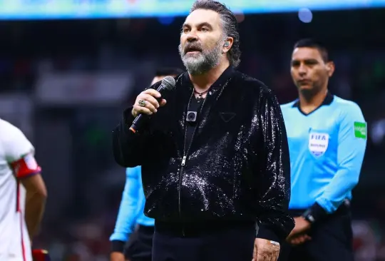 Manuel Mijares interpretó el Himno Nacional en el Estadio Azteca