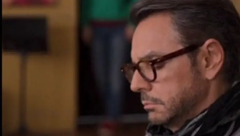 Eugenio Derbez durante su papel en CODA. Foto: Instagram (ederbez).