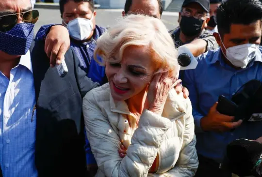 Al salir de la cárcel, Sandra Cuevas agradeció al Poder Judicial de la Federación, pero no al de la CDMX. Al salir de la cárcel, Sandra Cuevas agradeció al Poder Judicial de la Federación, pero no al de la CDMX.