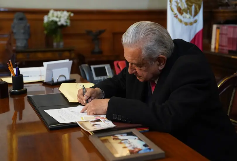 El presidente afirmó que el TEPJF le exigió publicar la sentencia en su contra El presidente afirmó que el TEPJF le exigió publicar la sentencia en su contra