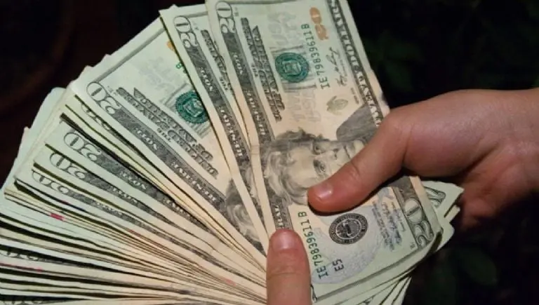 Precio del dólar hoy en los bancos. Foto: especial.