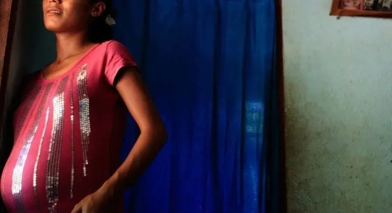La ONU hizo un llamado a mejorar la educación sexual integral y planificación familiar. FOTO: UNICEF
