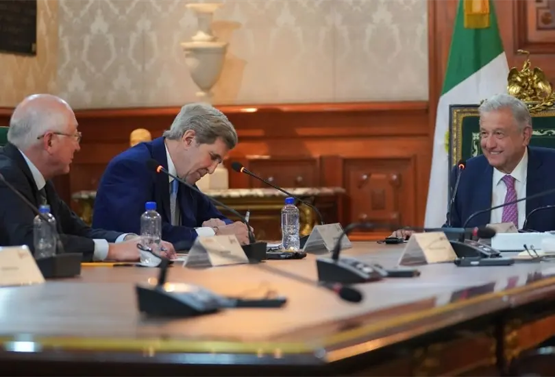 Ken Salazar, John Kerry y AMLO en Palacio Nacional.