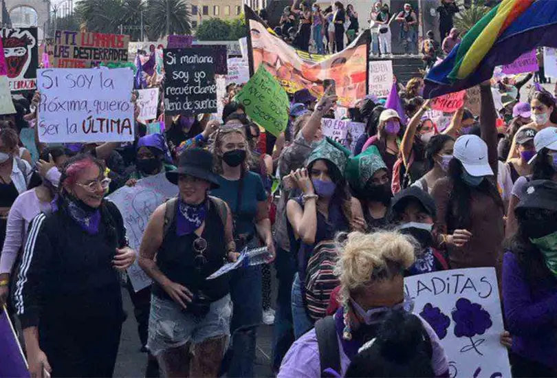 Miles de mujeres se reunieron en diferentes partes de la CDMX para marchar este 8 de marzo.