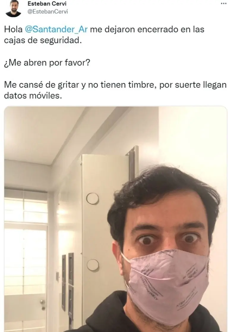 Dejan a cliente encerrado (Twitter)