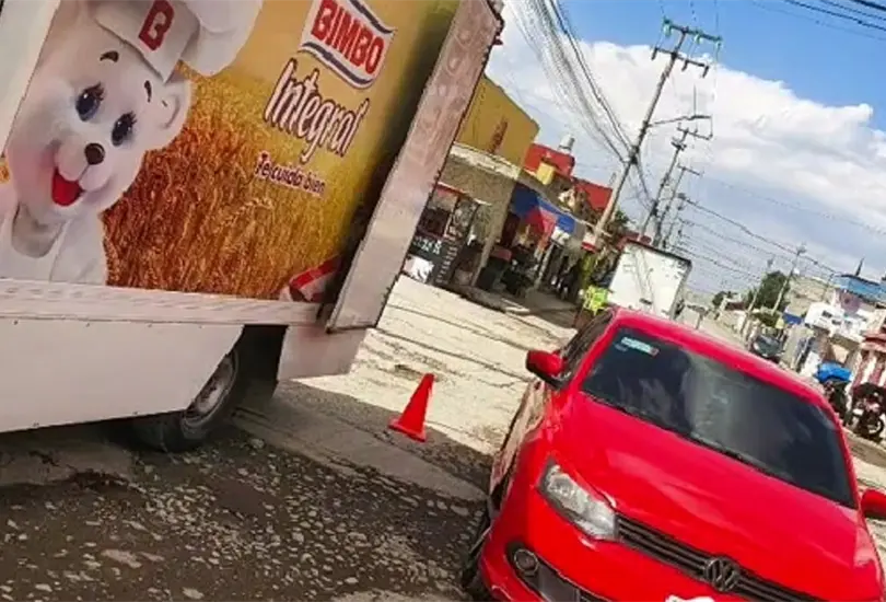 Repartidor de Bimbo se hace viral Repartidor de Bimbo se hace viral