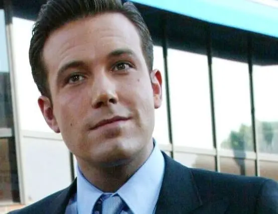 Hace más de 15 años iniciaron una relación que escaló hasta comprometerse con un costoso anillo, sin embargo, cancelaron su boda un día antes de que se celebrara. Ahora, tras casi dos décadas, los famosos volvieron a comprometerse. ¿Esta vez llegarán al altar?