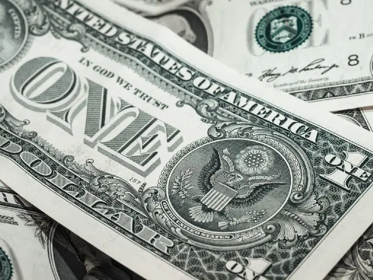 El dólar registra un precio por debajo de los 20 pesos. Foto: especial.