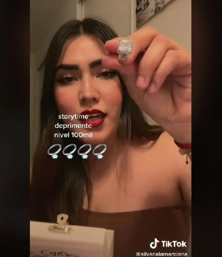 TikTok @silvanalamarciana