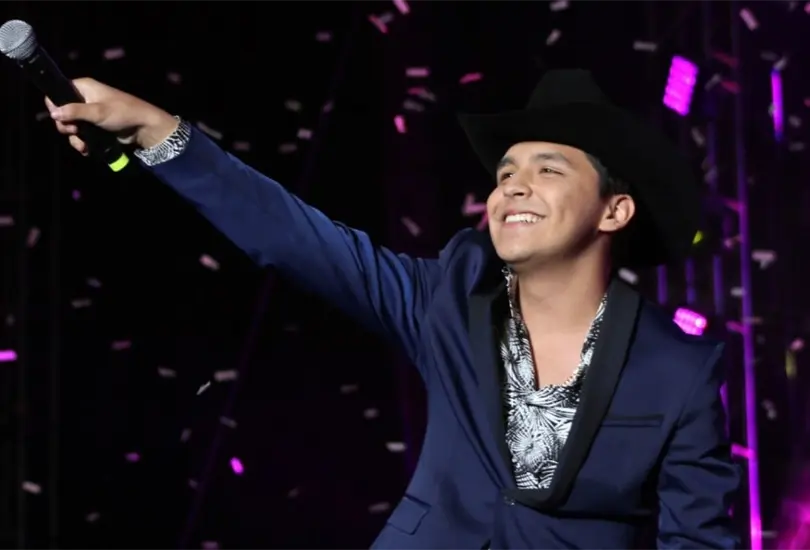 Christian Nodal revel&oacute; a d&oacute;nde se ir&aacute; a vivir. 