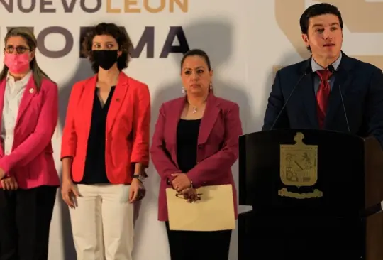 El gobernador de Nuevo León recibió críticas en redes sociales por asegurar que las desapariciones de mujeres no tienen relación alguna con violencia en la entidad o grupos criminales. 