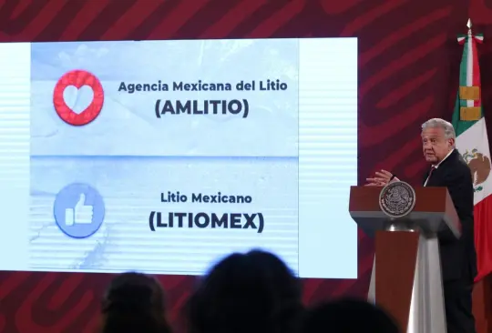 AMLO aseguró que no quiere que nada del país lleve su nombre. AMLO aseguró que no quiere que nada del país lleve su nombre.