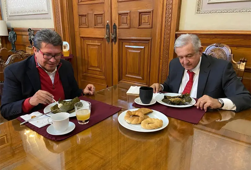 Ricardo Monreal dijo que cuenta con suficiente capacidad, lucidez y salud para asumir el cargo. Ricardo Monreal dijo que cuenta con suficiente capacidad, lucidez y salud para asumir el cargo.