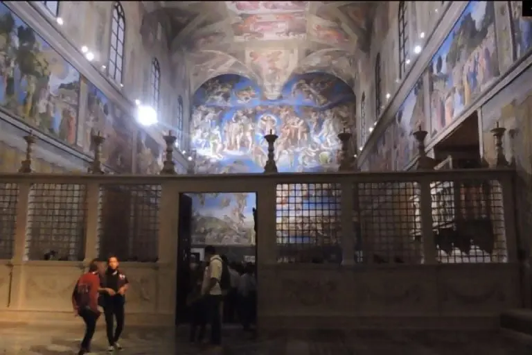 La Capilla Sixtina fue pintada por Miguel Ángel - Quinto Poder