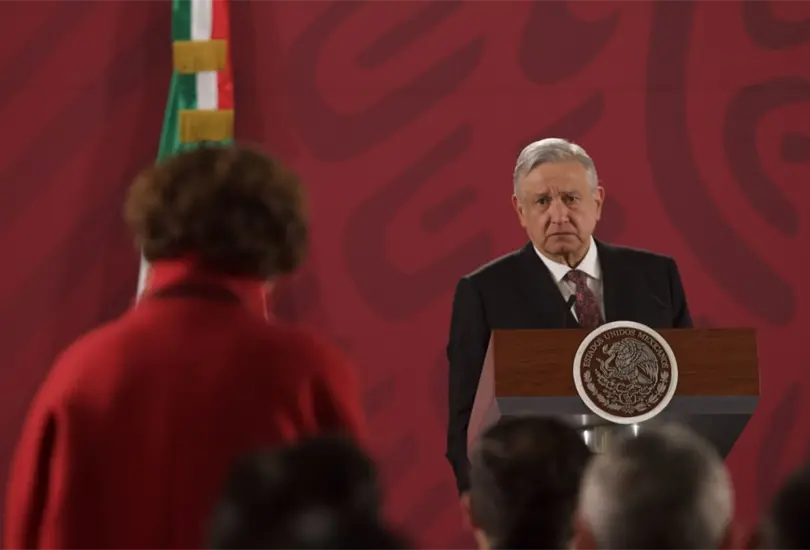 Denise Dresser acudi&oacute; a la conferencia ma&ntilde;anera de AMLO en enero de 2020. 