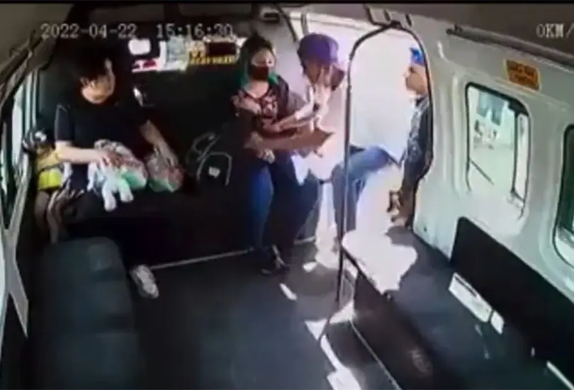 La joven suplic&oacute; que no le robaran su mochila, pues ah&iacute; tra&iacute;a su tarea