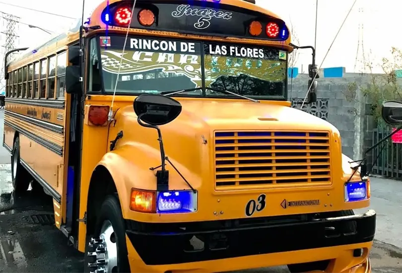 El conductor publicó su número celular para que las mujeres lo contacten. El conductor publicó su número celular para que las mujeres lo contacten.