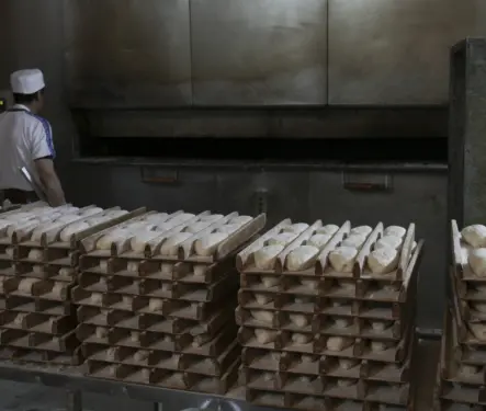 400 pesos diarios y unas cagumas: Oferta de trabajo en una panadería se hace viral | FOTOS