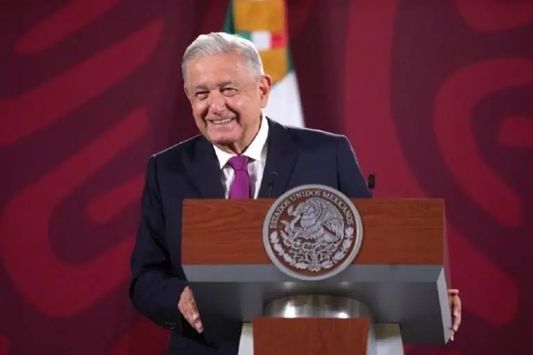El gobierno federal informó que se cancelaba la plática entre López Obrador y artistas porque varios de los invitados declararon públicamente que no asistirían a Palacio Nacional. FOTO: Presidencia