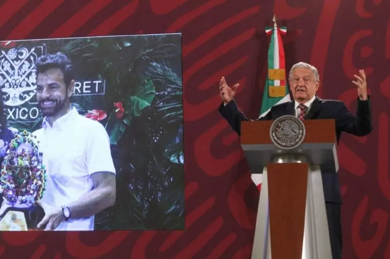 AMLO criticó a Eugenio Derbez en una conferencia por haber participado en inauguración de hotel en Xcaret. Foto: Cuartoscuro.