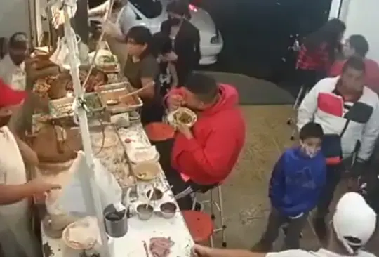 Los delincuentes obligaron a los taqueros a entregar sus ganancias del día. 