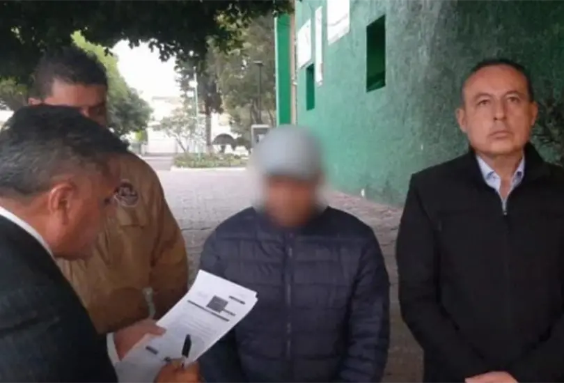 La Fiscal&iacute;a General de Justicia del Estado de M&eacute;xico (FGJEM) inform&oacute; que cumplimento una orden de aprehensi&oacute;n en contra de Mauricio N por su probable participaci&oacute;n en el homicidio de Hugo Carbajal 