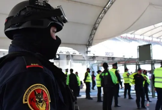 Los policías acompañarán en el traslado de los paquetes electorales. Los policías acompañarán en el traslado de los paquetes electorales.