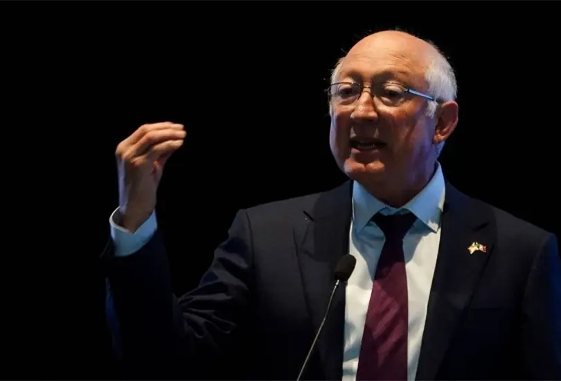Ken Salazar dijo que EU respeta la soberanía de México y sus procesos democráticos. Ken Salazar dijo que EU respeta la soberanía de México y sus procesos democráticos.