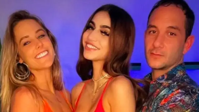 La pareja explicó que vive una relación poliamorosa - Especial