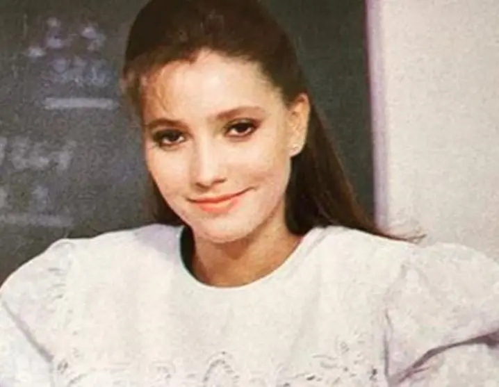 La actriz Gabriela Rivero dio vida a la dulce maestra Ximena en la telenovela "Carrusel".