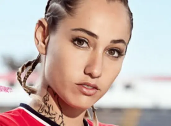 Keila Caputo | Hache