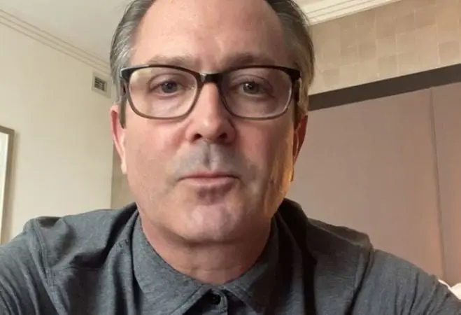 Era otro de los publicistas de Warren, quien trabajaba directamente con Ben.