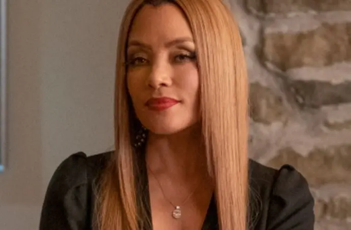 Era otra publicista de Warren, quien apuesta con Benjamin que enamore a una mujer en 10 d&iacute;as a cambio de la cuenta de joyer&iacute;a. 