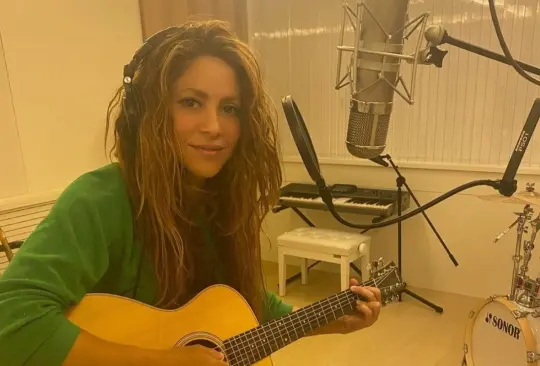 Según la exempleada, Shakira no deja a sus trabajadores que la miren a los ojos o le tomen fotografías