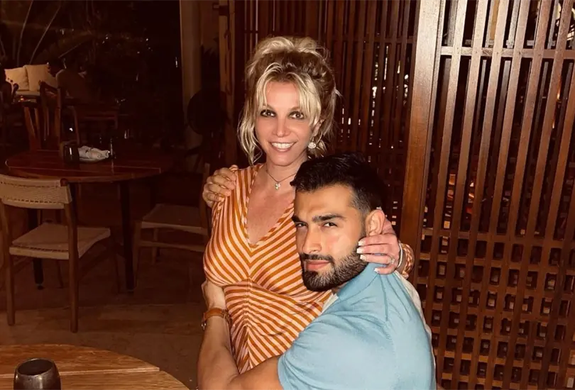 Lamentablemente, la pareja perdió al bebé que esperaba desde el pasado 11 de abril luego de que la cantante tuviera un aborto inesperado Lamentablemente, la pareja perdió al bebé que esperaba desde el pasado 11 de abril luego de que la cantante tuviera un aborto inesperado