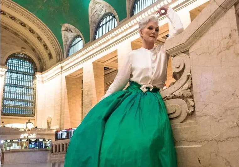 A los 15 a&ntilde;os, entr&oacute; a la escuela de modelos de un amigo que ten&iacute;a su madre. Y los fines de semana trabajaba como modelo de pasarela y cat&aacute;logos.