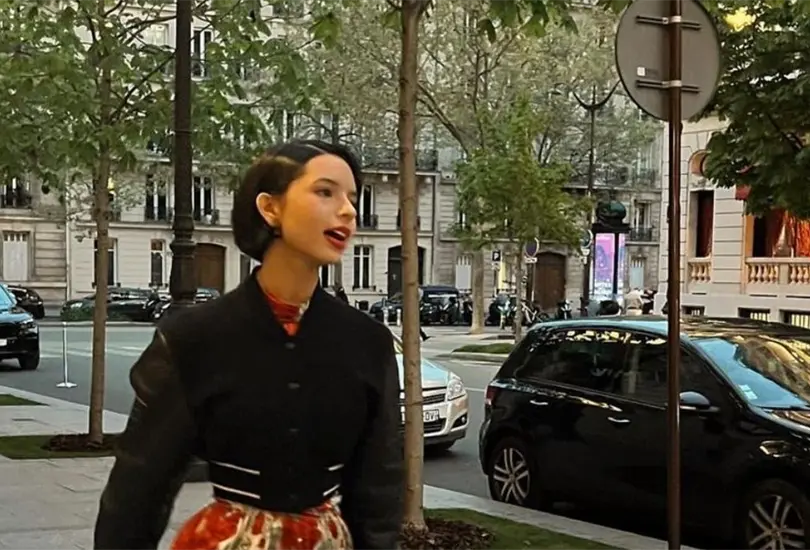&Aacute;ngela Aguilar compar&oacute; sus tenis con los de una marca comercial. 